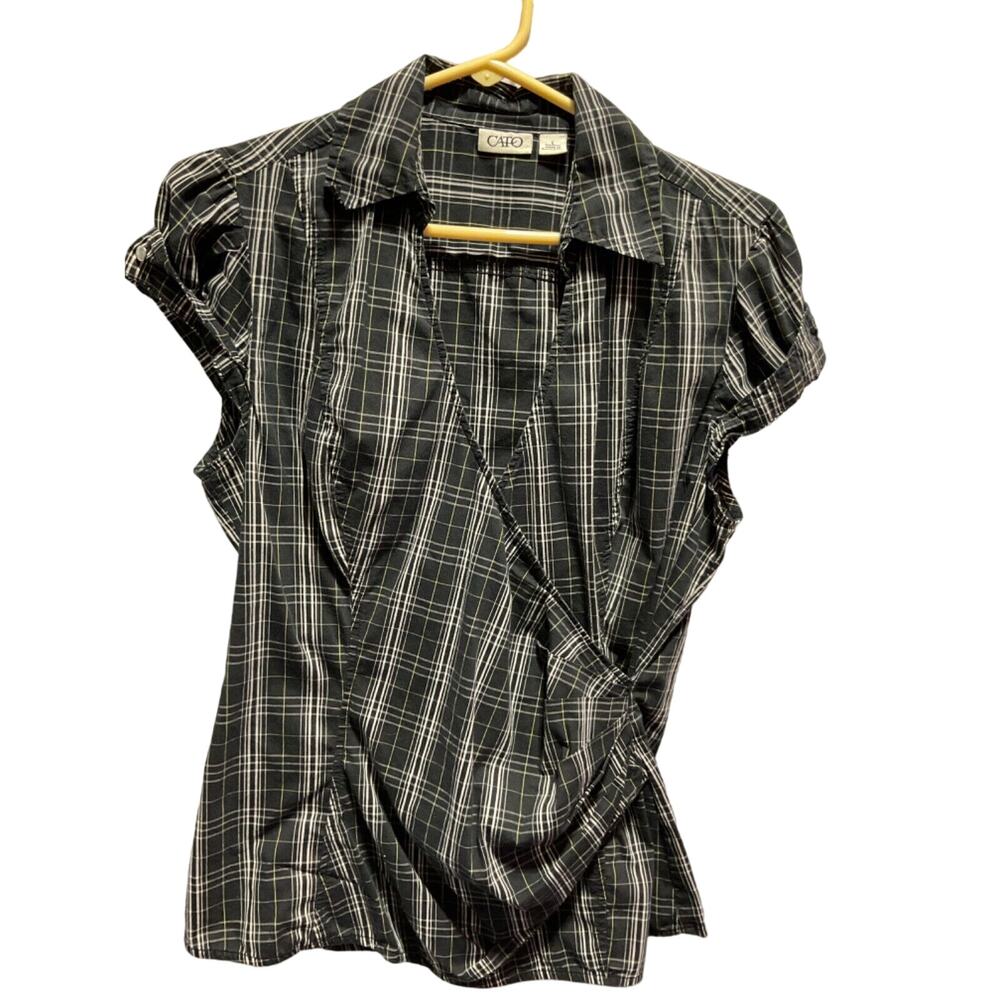 Cato Crossover V-Neck Short Sleeve Top Blouse Large Great Condition Cute